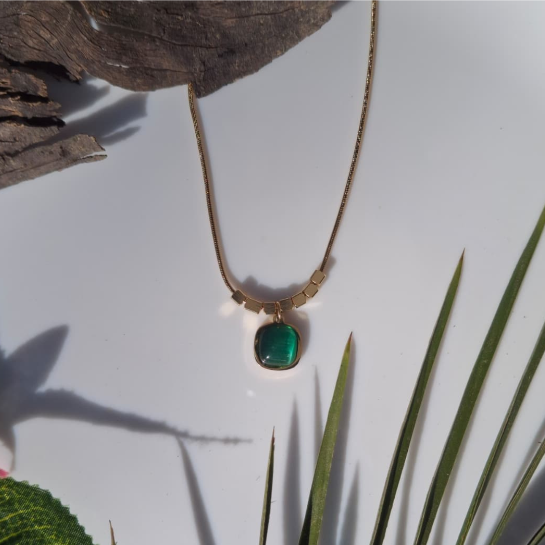 Green Aura Pendant Chain