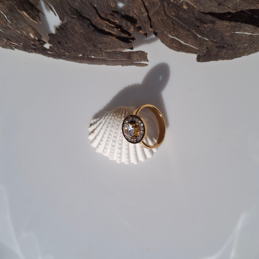 Golden Halo Crystal Ring